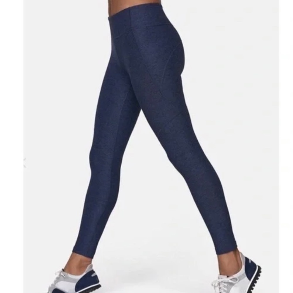 Outdoor Voices Legging